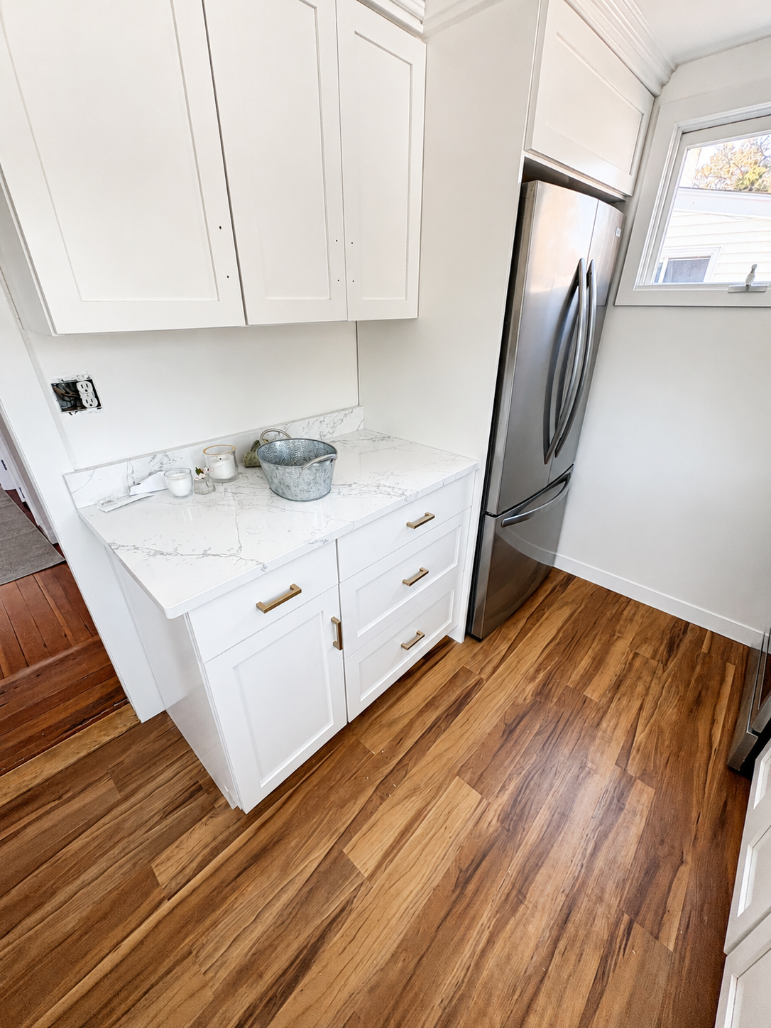 Refrigerator surround and drawer run